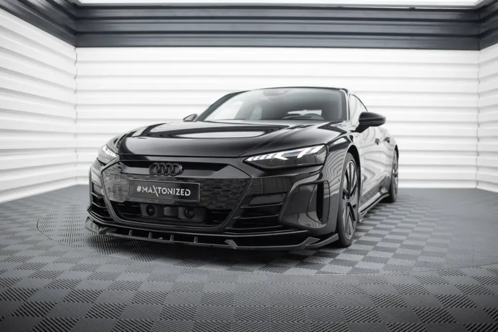 Front Splitter V.1 compatible with Audi e-Tron GT / RS GT Mk1