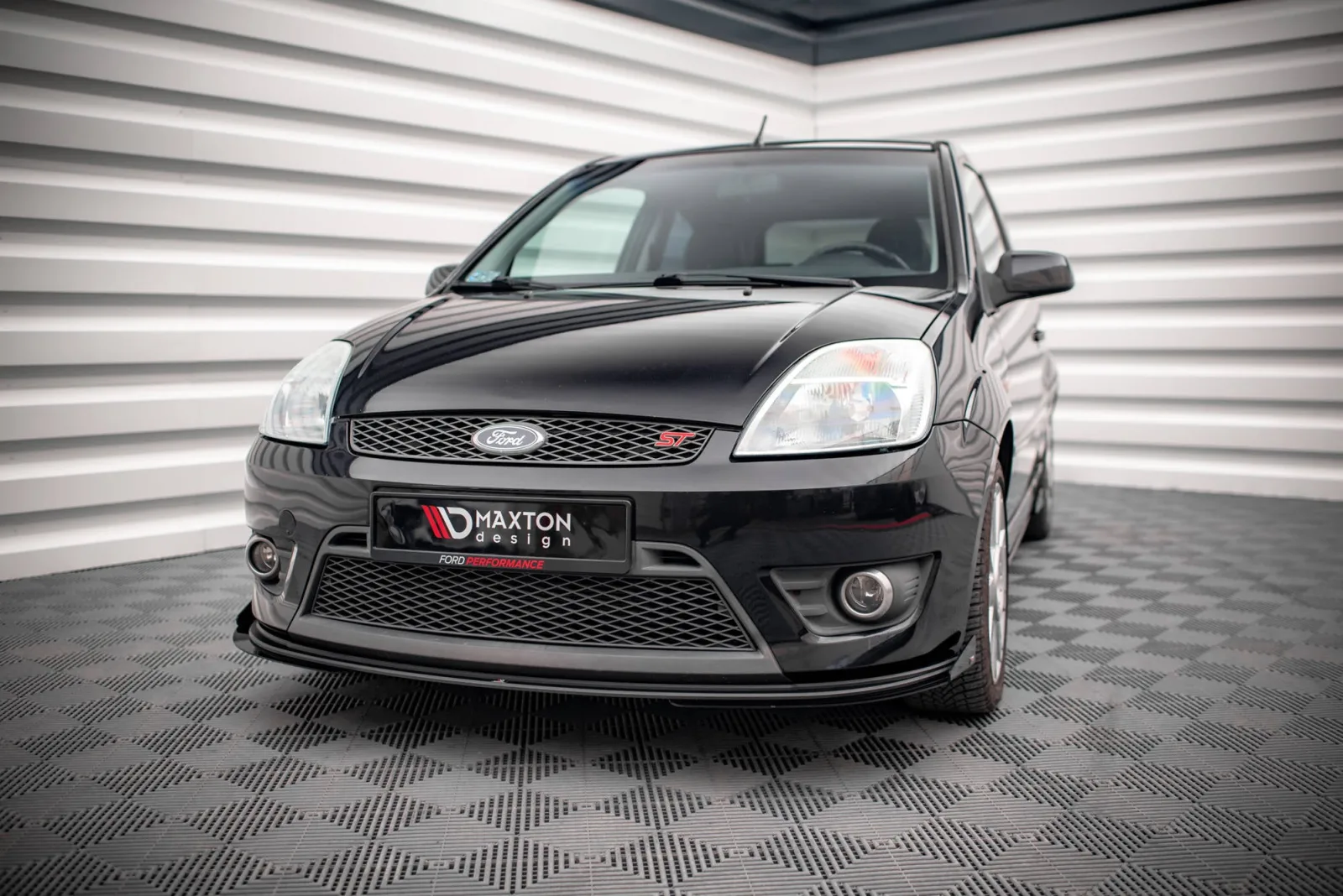 Front Splitter Street Pro V.1 + Flaps compatible with Ford Fiesta ST Mk6