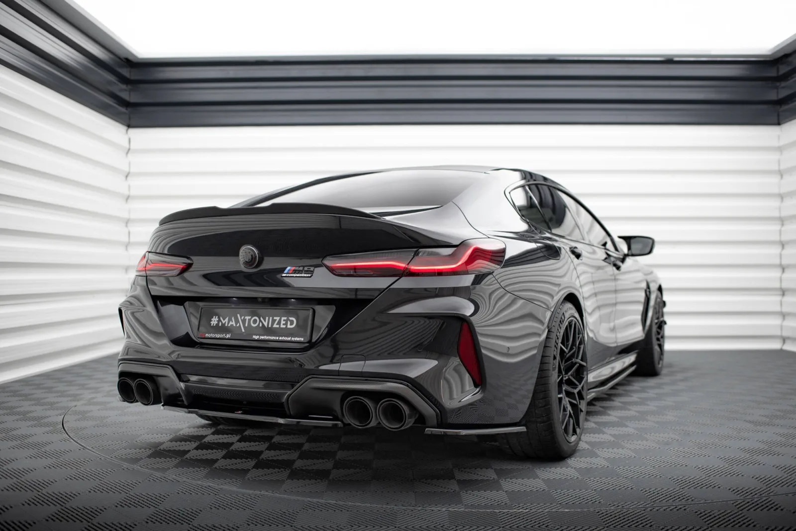 Rear Splitter compatible with BMW M8 Gran Coupe F93 / Coupe F92