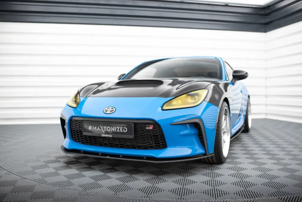 Front Splitter Street Pro V.1 compatible with Toyota GR86 Mk1