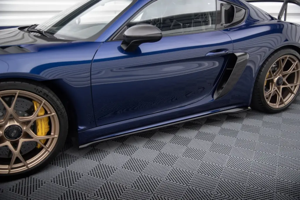 Side Skirts Diffusers compatible with Porsche 718 Cayman GT4 RS 982c
