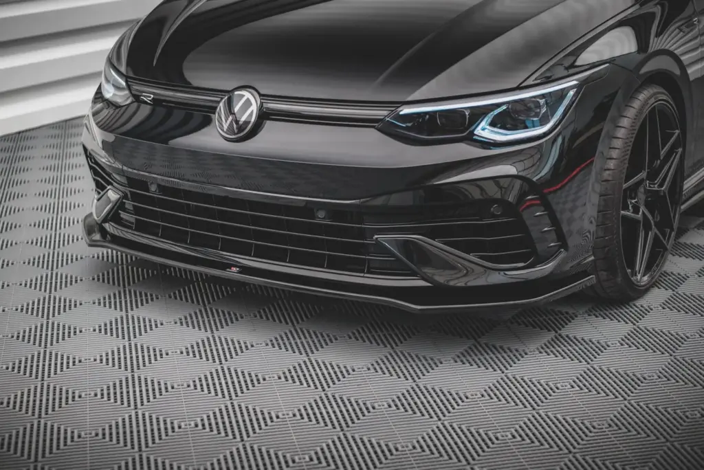 Front Splitter V.3 compatible with Volkswagen Golf R Hatchback / Variant Mk8