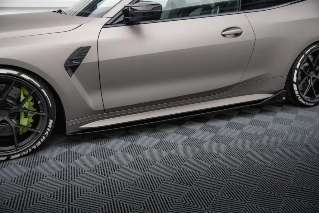 Side Skirts Diffusers V.3 CSL Look compatible with BMW M4 G82 / G82 Facelift