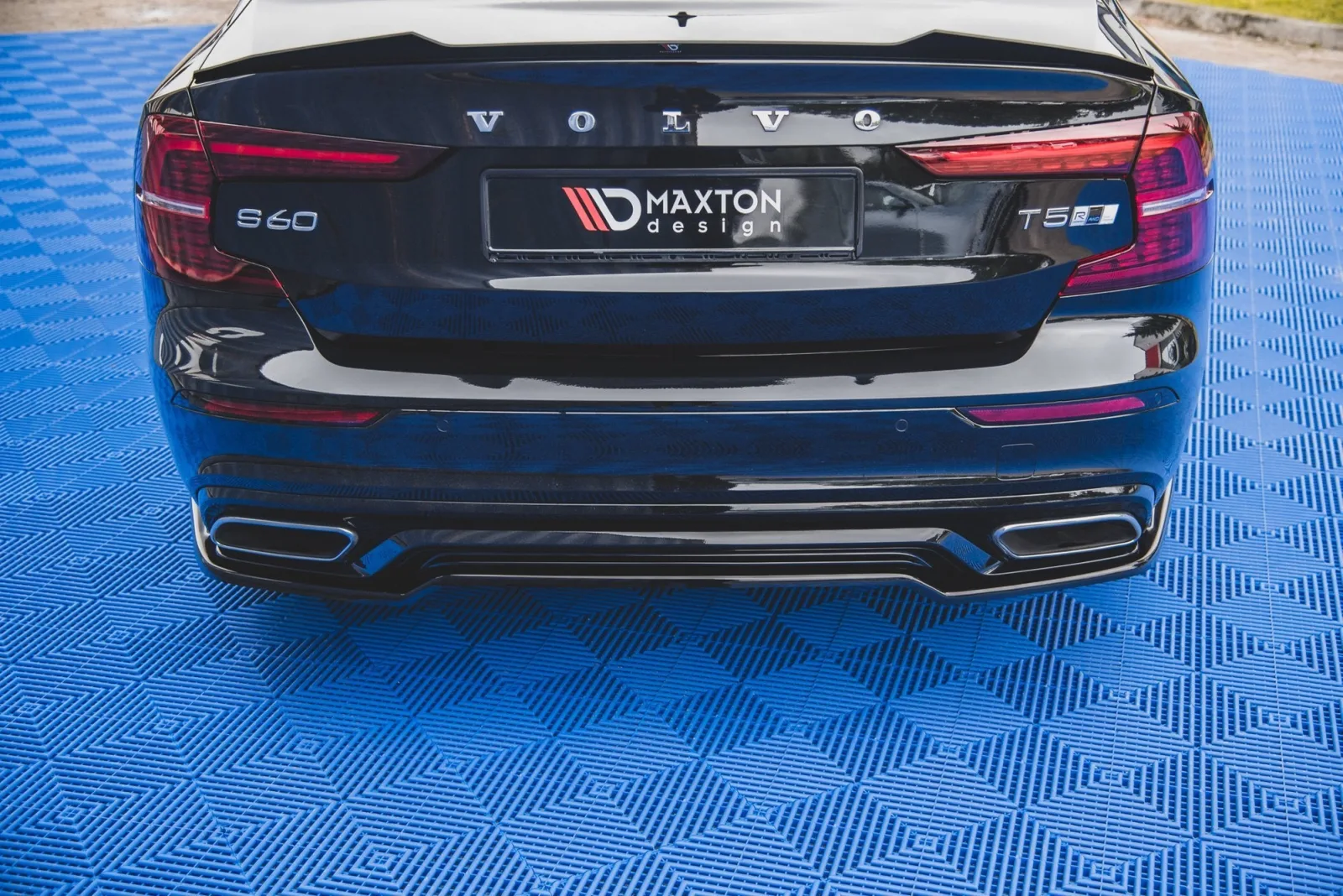 Rear Splitter compatible with Volvo S60/V60 R-Design Mk3