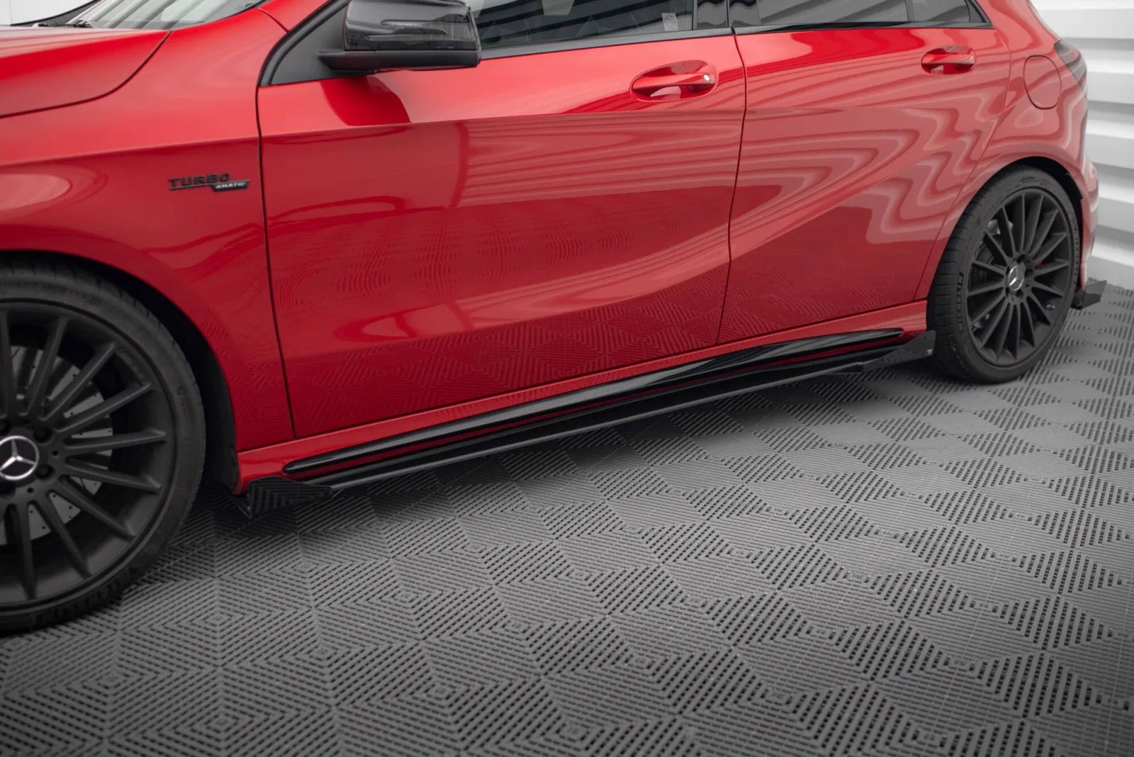 Side Skirts Diffusers Street Pro + Flaps compatible with Mercedes-Benz A 45 AMG W176 Facelift