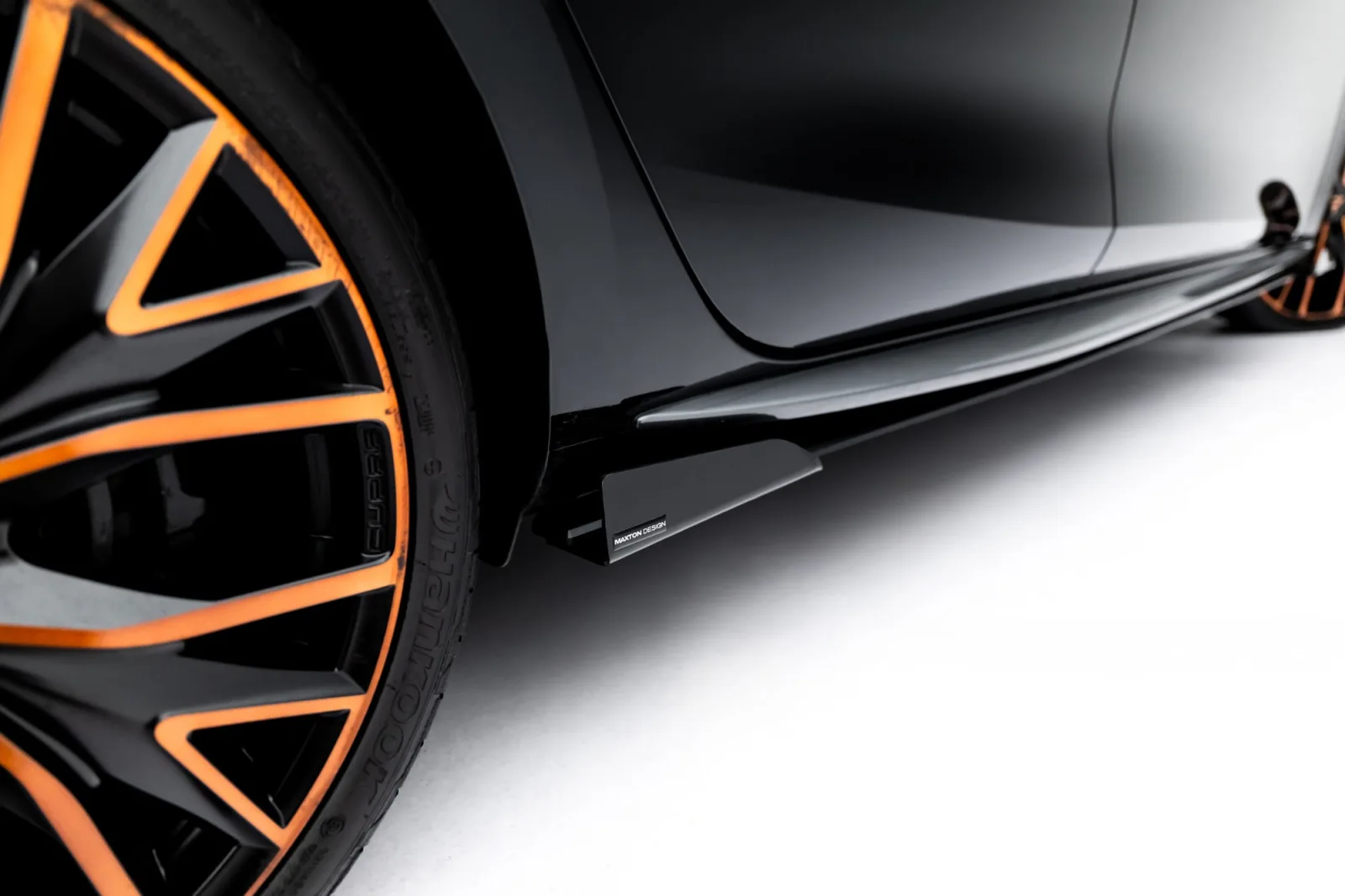 Side Flaps compatible with Cupra Leon ST / Hatchback Aero Mk1 / Mk1 Facelift