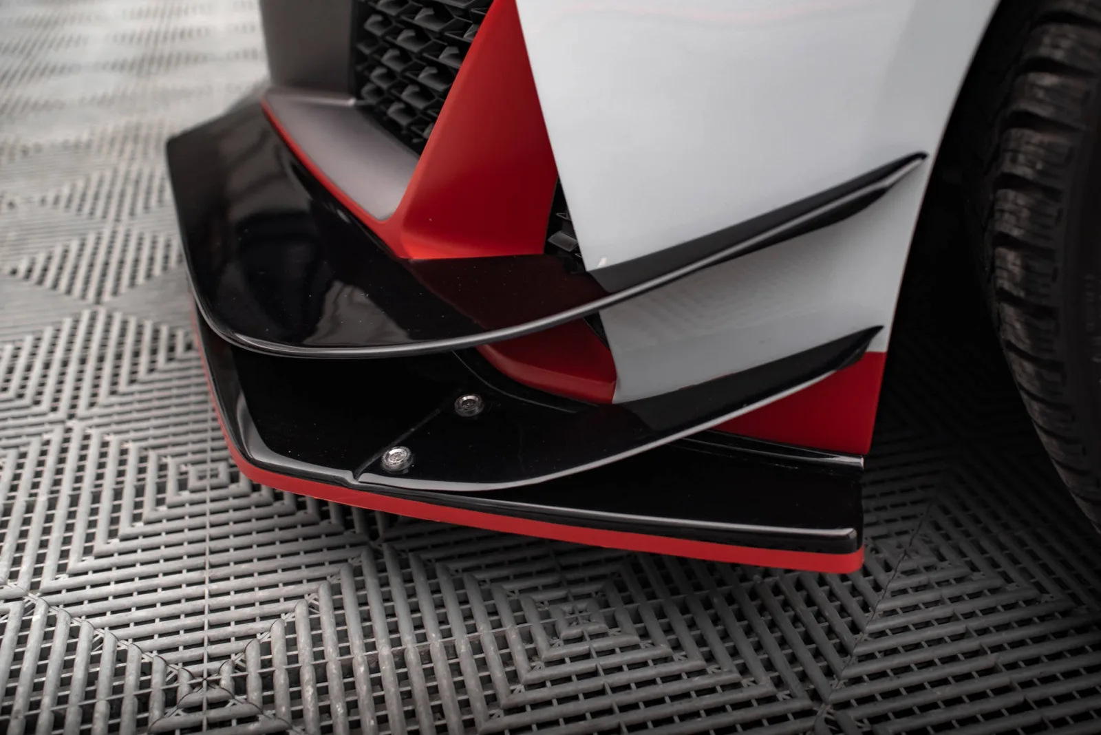 Upper Canardsy compatible with Audi R8 Mk2 Facelift