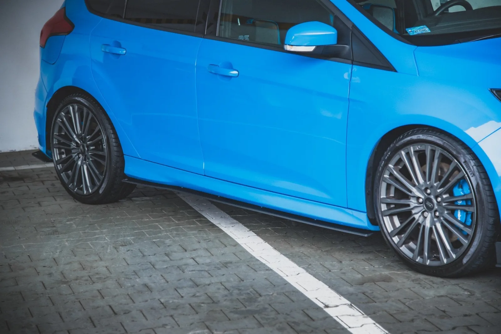 Side Skirts Diffusers Street Pro compatible with Ford Focus RS MK3