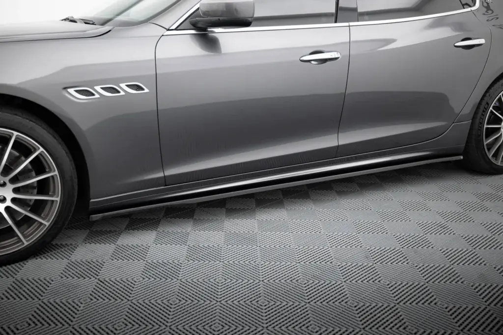 Side Skirts Diffusers compatible with Maserati Quattroporte Mk6