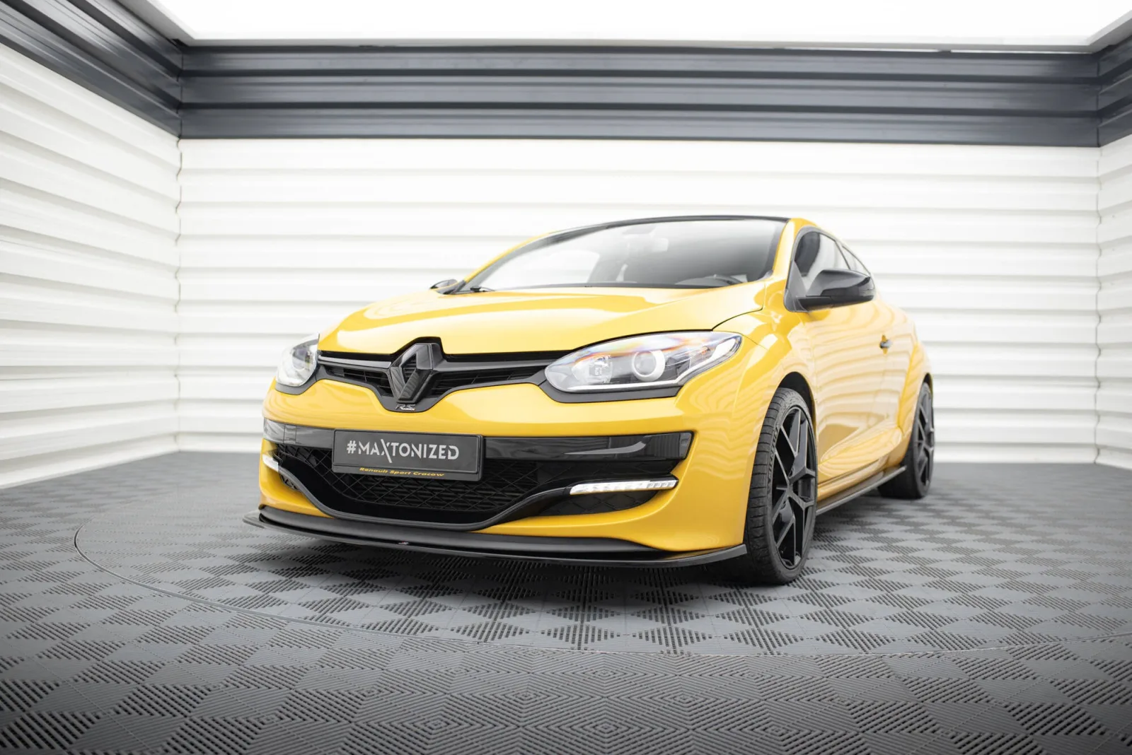 Front Splitter compatible with Renault Megane III RS V.2