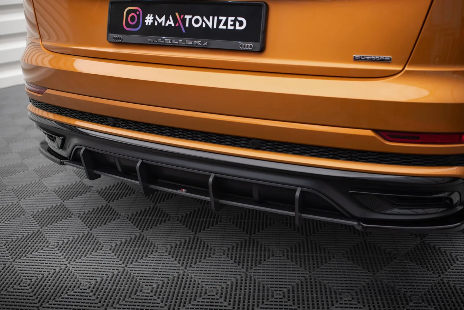 Rear Diffuser Street Pro compatible with Audi Q8 S-Line Mk1