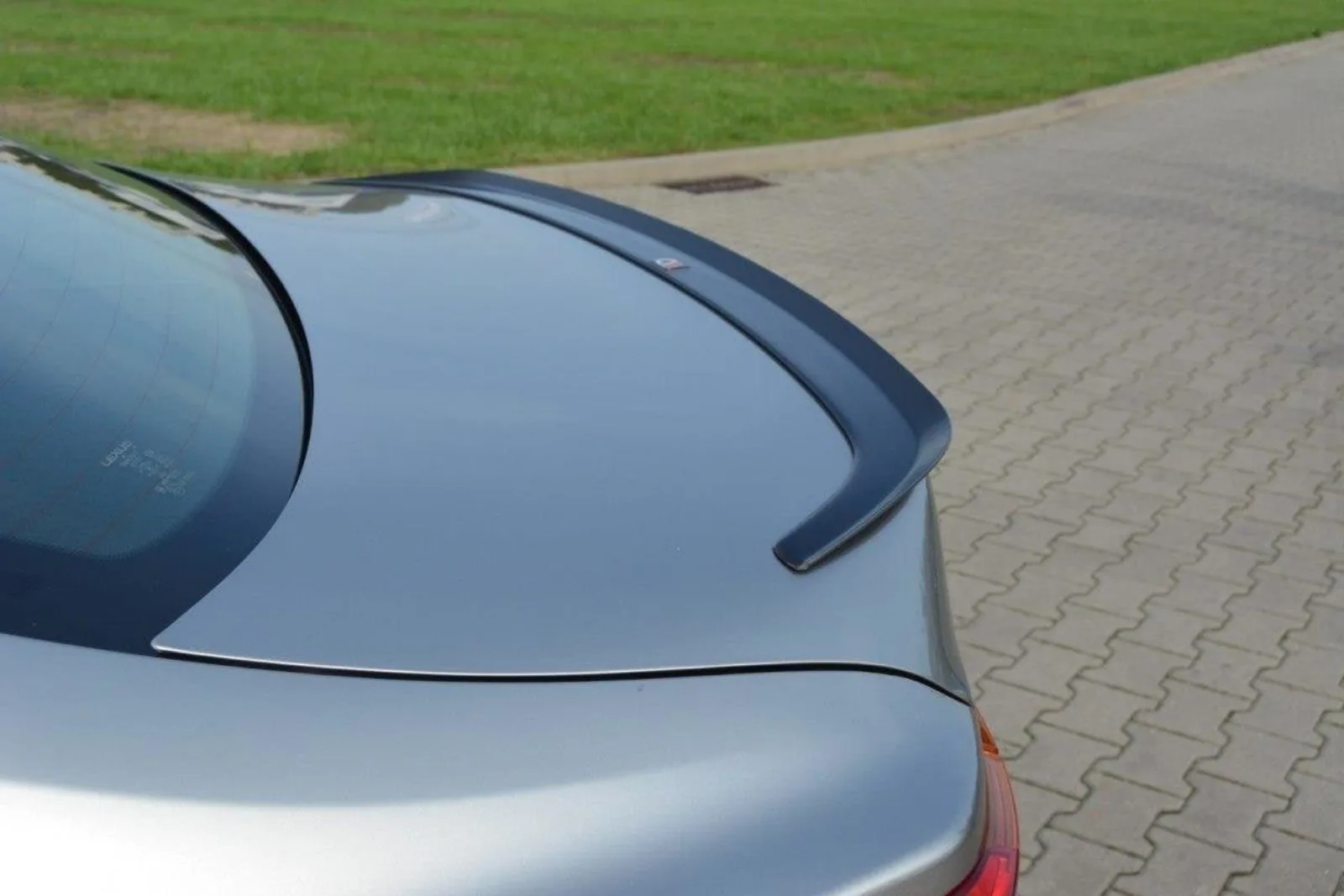 Spoiler Cap compatible with Lexus IS Mk3