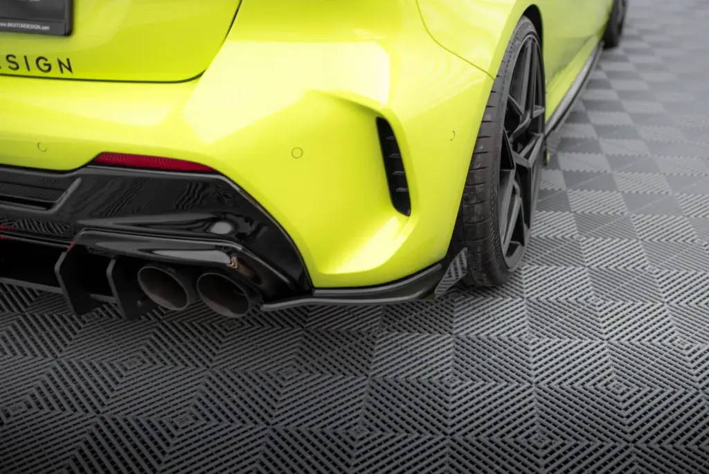 Rear Side Flaps V.2 compatible with BMW 1 F40 M-Pack / M135i