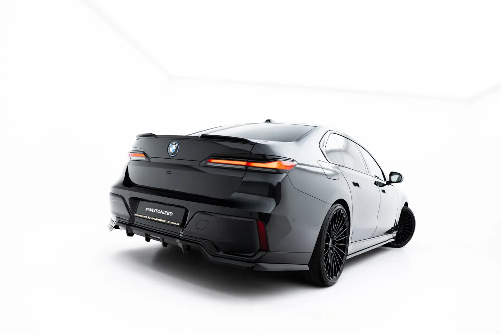 Rear Splitter (With Diffuser) V.2 compatible with BMW 7 M-Pack G70