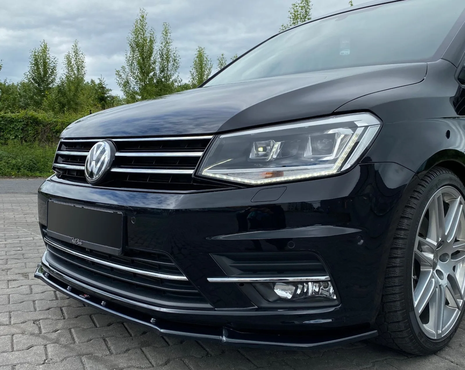 Front Splitter compatible with Volkswagen Caddy Mk. 4