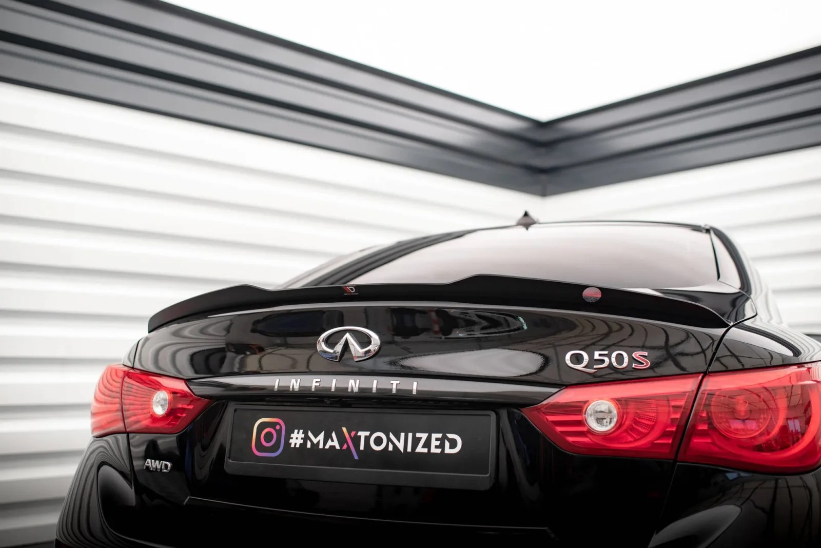 Spoiler Cap compatible with Infiniti Q50 S Mk1