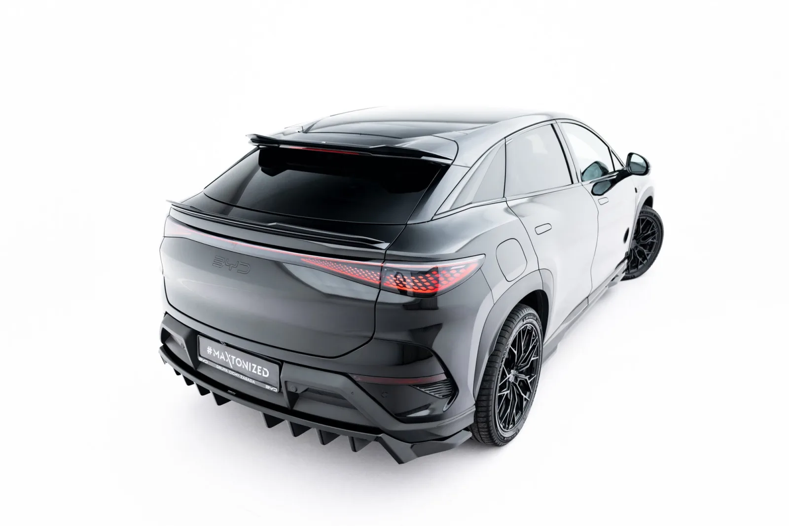 Upper Spoiler Cap compatible with BYD Sealion 7 Mk1