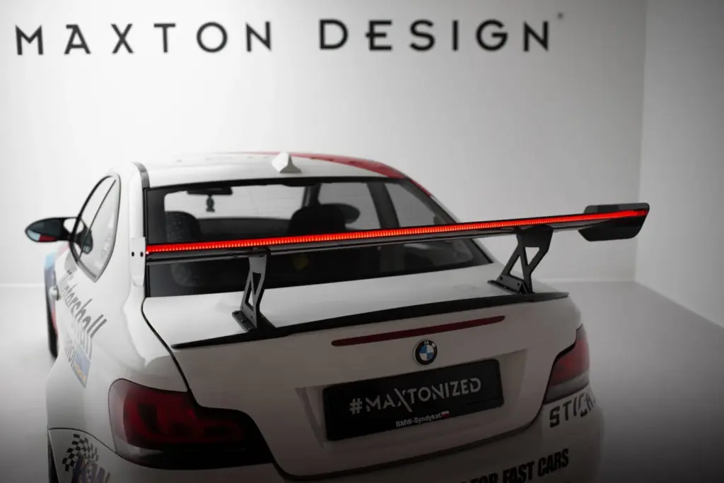 Carbon Spoiler With Internal Brackets V.1 + LED compatible with BMW 1 M E82