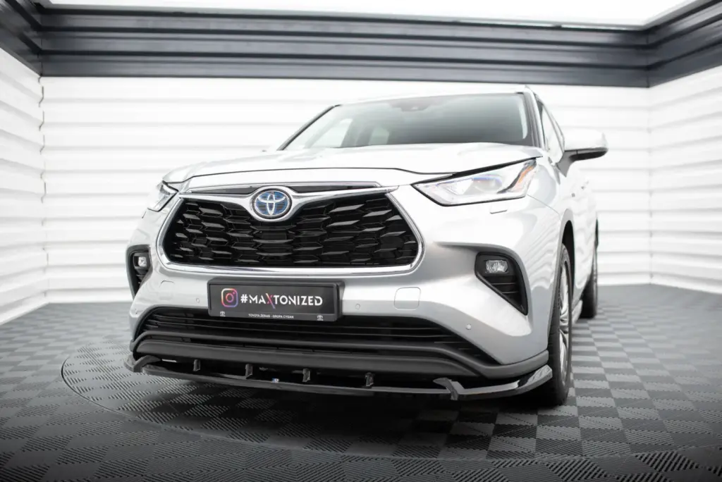 Front Splitter V.1 compatible with Toyota Highlander Mk4