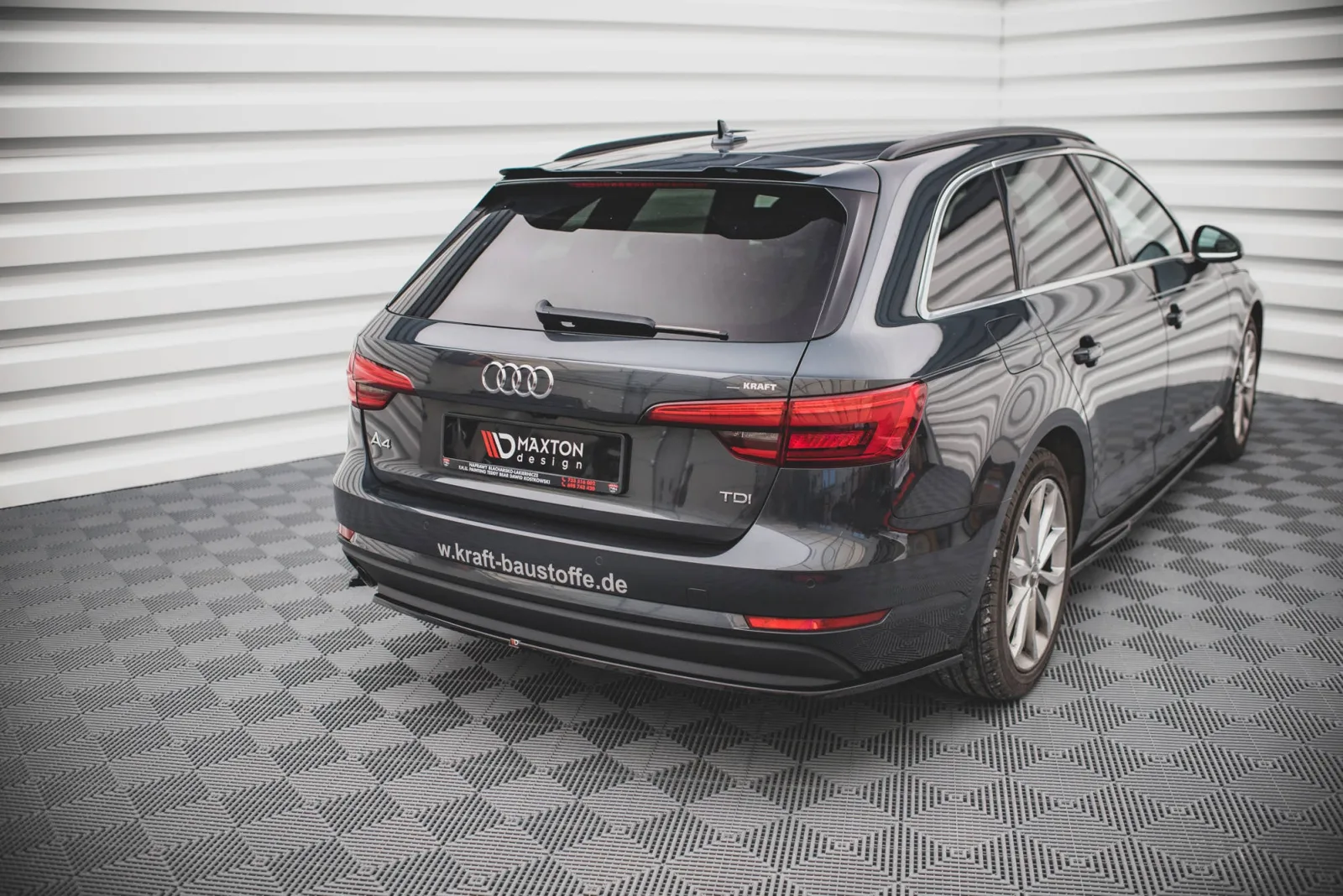 Rear Side Splitters compatible with Audi A4 B9