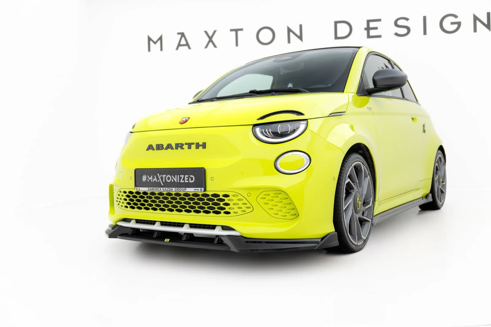 Front Splitter compatible with Abarth 500e