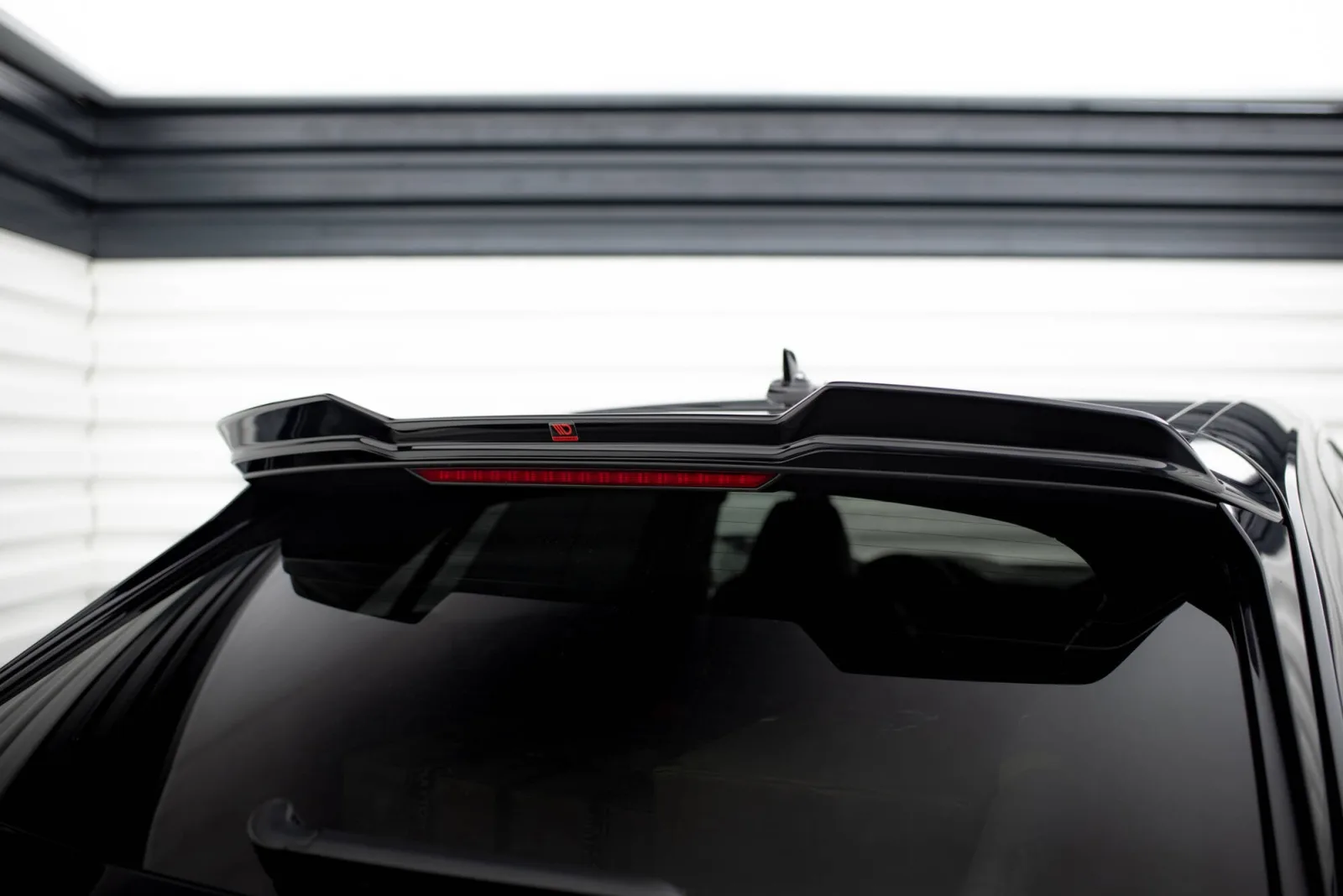 Upper Spoiler Extension 3D compatible with Audi RSQ8 Mk1