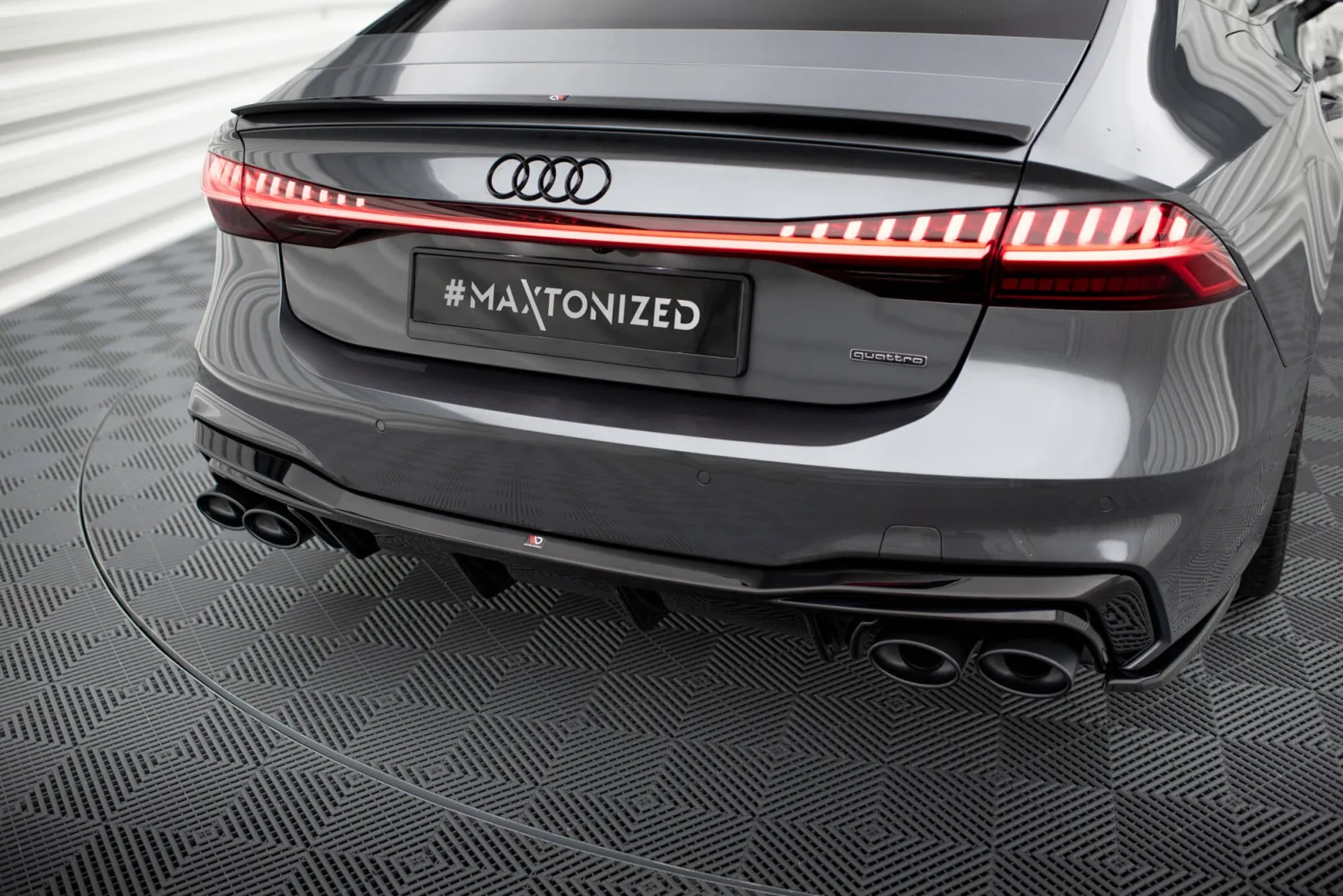 Rear Valance + Exhaust Tips Imitation compatible with Audi A7 S-Line C8 / S7 C8 / C8 Facelift / S7 Facelift