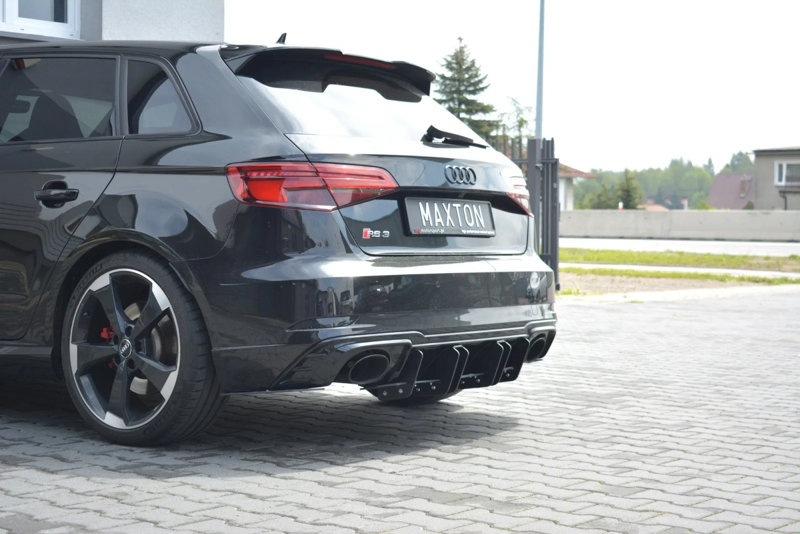 Rear Diffuser V.2 compatible with Audi RS3 8V FL Sportback