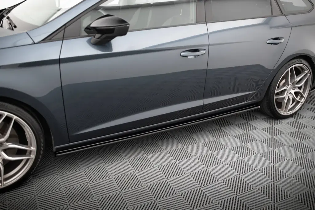 Side Skirts Diffusers v.1 compatible with Seat Leon Mk3 Cupra/ FR Facelift