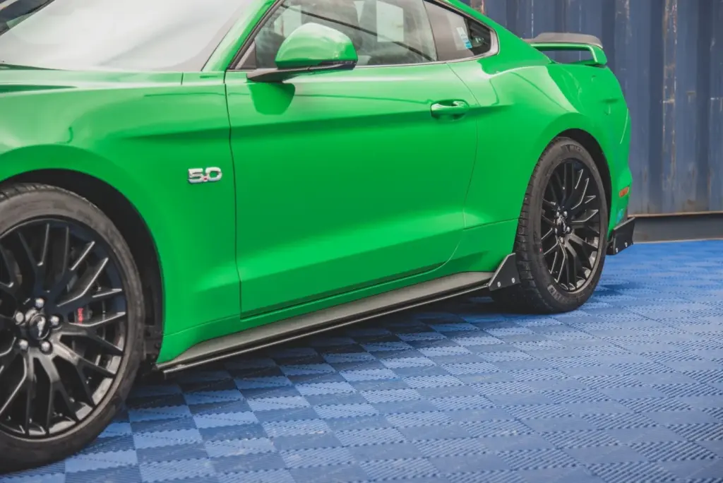 Side Skirts Diffusers + Flaps compatible with Ford Mustang GT Mk6 Facelift