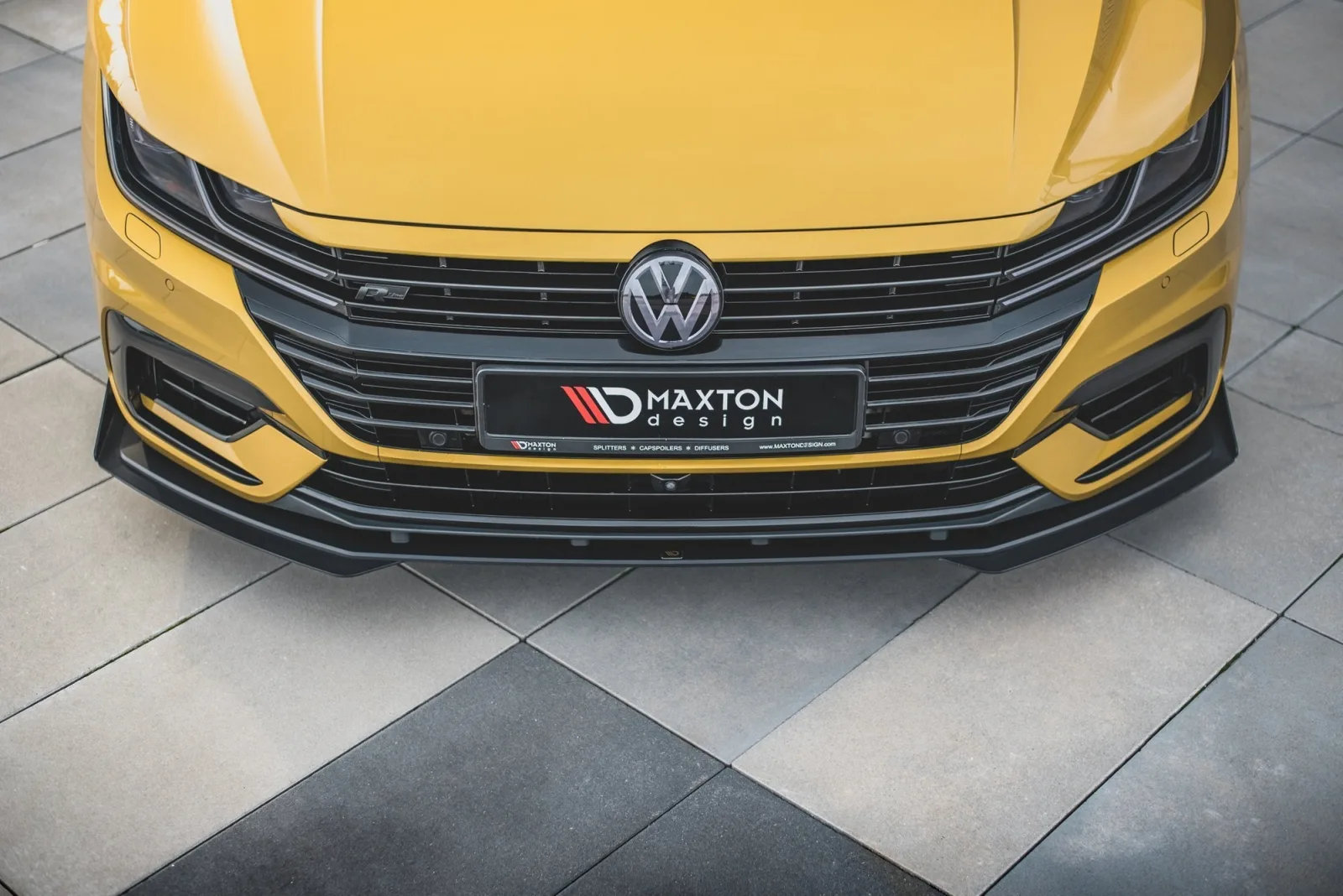 Front Splitter Street Pro + Flaps compatible with Volkswagen Arteon R-Line Sedan / Shooting Brake Mk1
