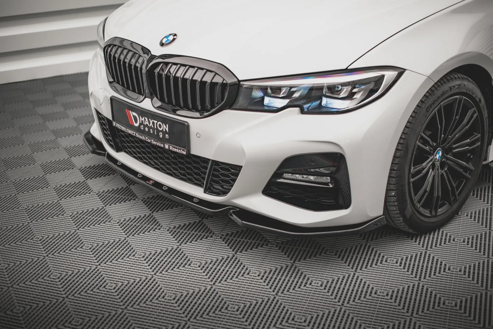 Front Splitter V.5 compatible with BMW 3 G20 / G21 M-Pack