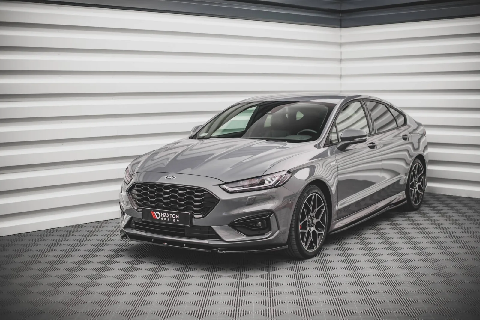 Front Splitter V.2 compatible with Ford Mondeo ST-Line Mk5 Facelift