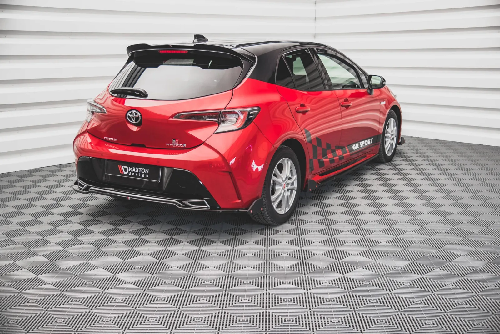 Rear Splitter + Flaps compatible with Toyota Corolla GR Sport Hatchback XII
