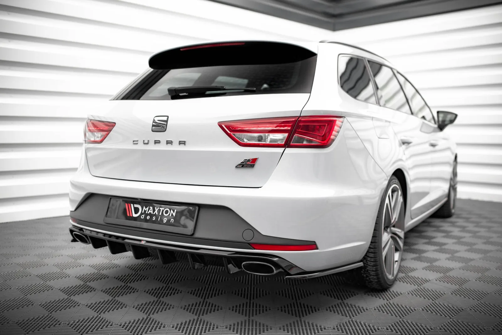 Rear Splitters V.2 Side compatible with Seat Leon Cupra Sportstourer Mk3