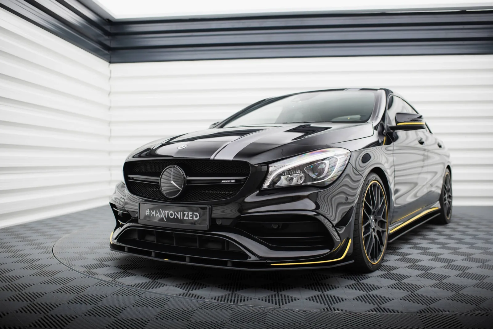 Front Splitter Street Pro compatible with Mercedes-AMG CLA 45 Aero C117 Facelift