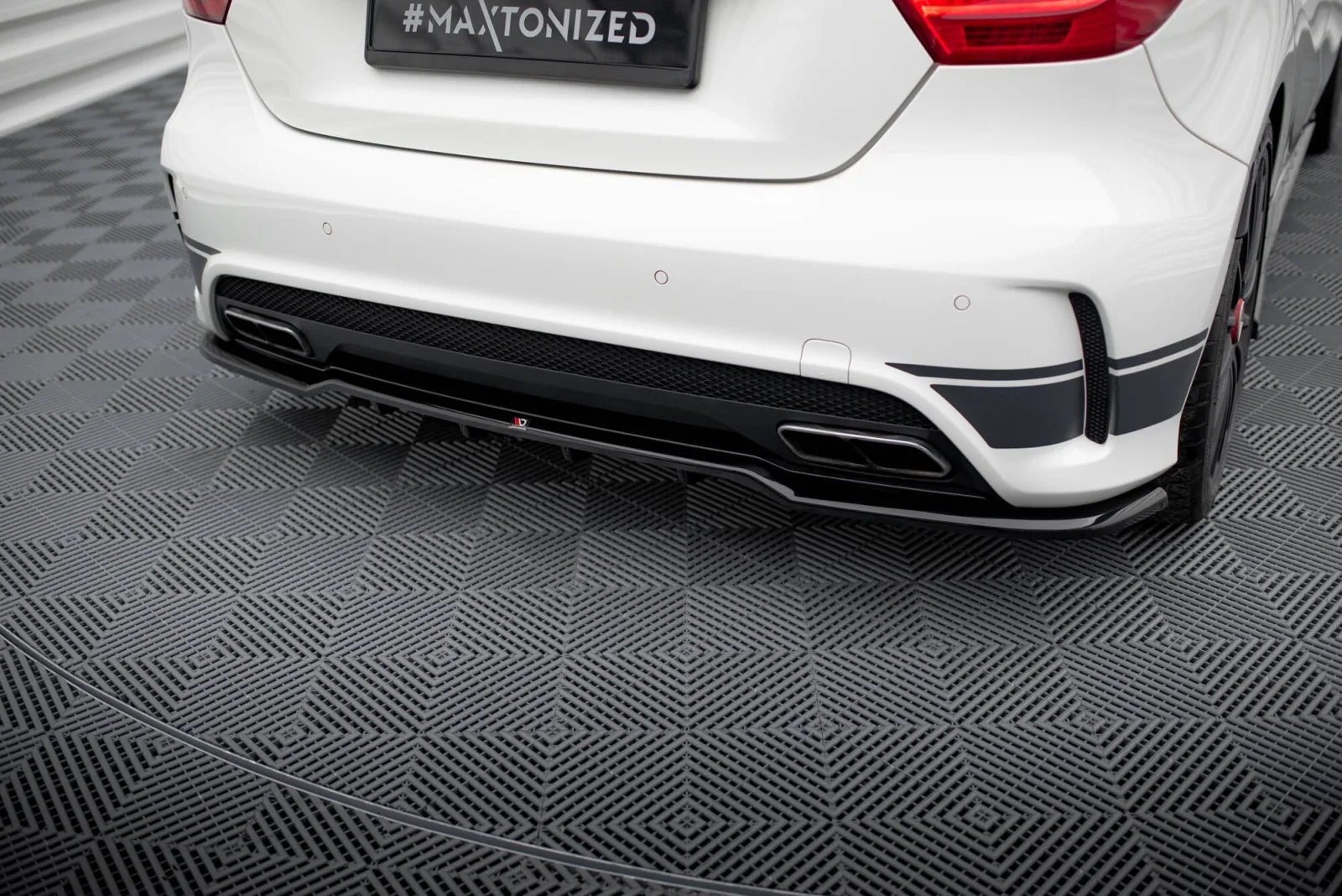 Rear Splitter (With Diffuser) compatible with Mercedes-Benz A45 AMG W176