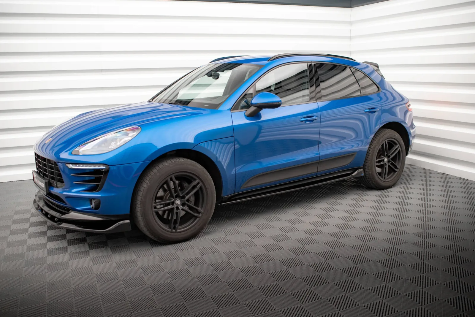 Set of Splitters V.1 compatible with Porsche Macan Mk1