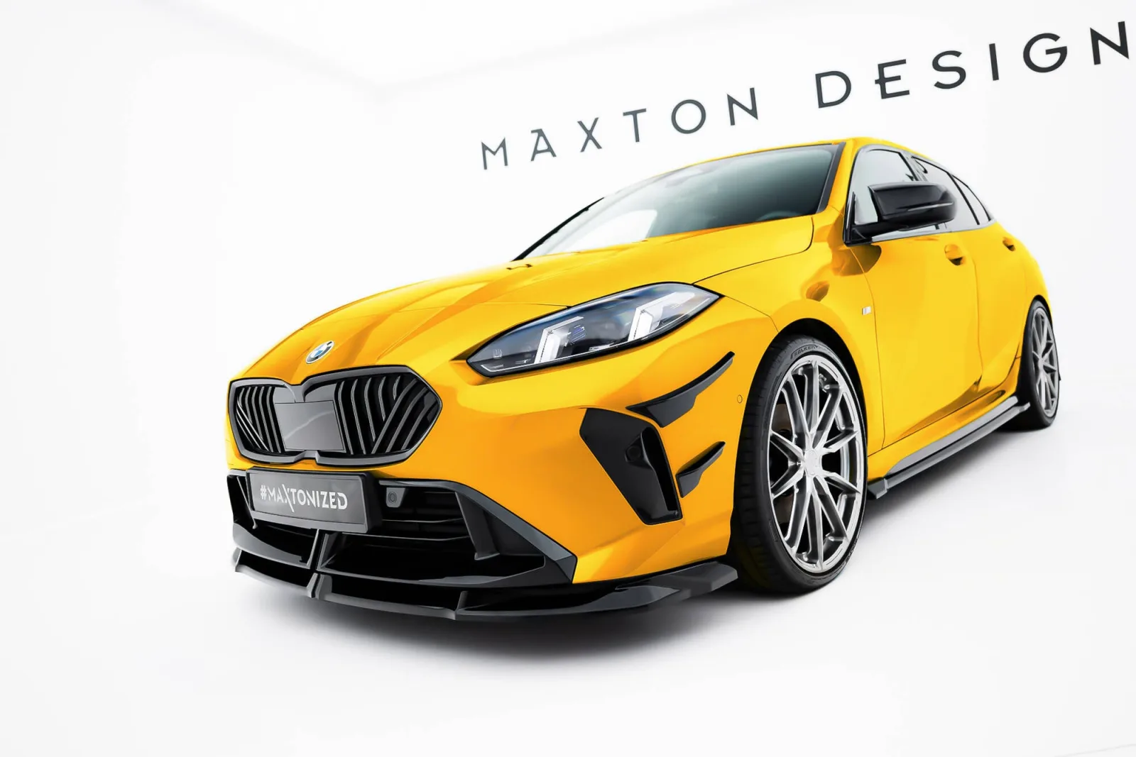 Front Splitter V.3 compatible with BMW 1 M-Pack F70