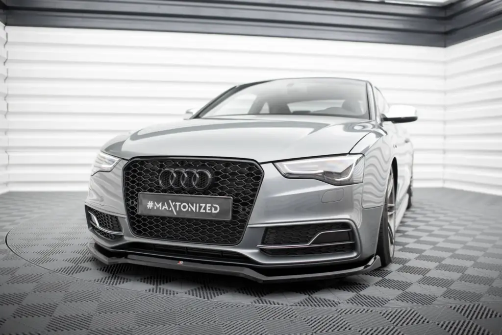 Front Splitter V.4 compatible with Audi S5 / A5 S-Line 8T Facelift