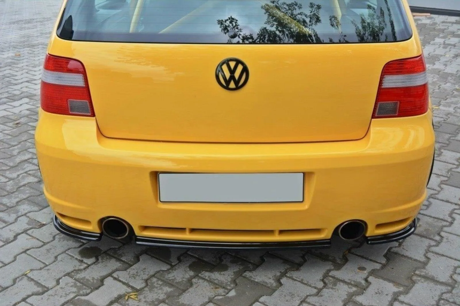 Rear Splitter compatible with VW Golf 4 R32