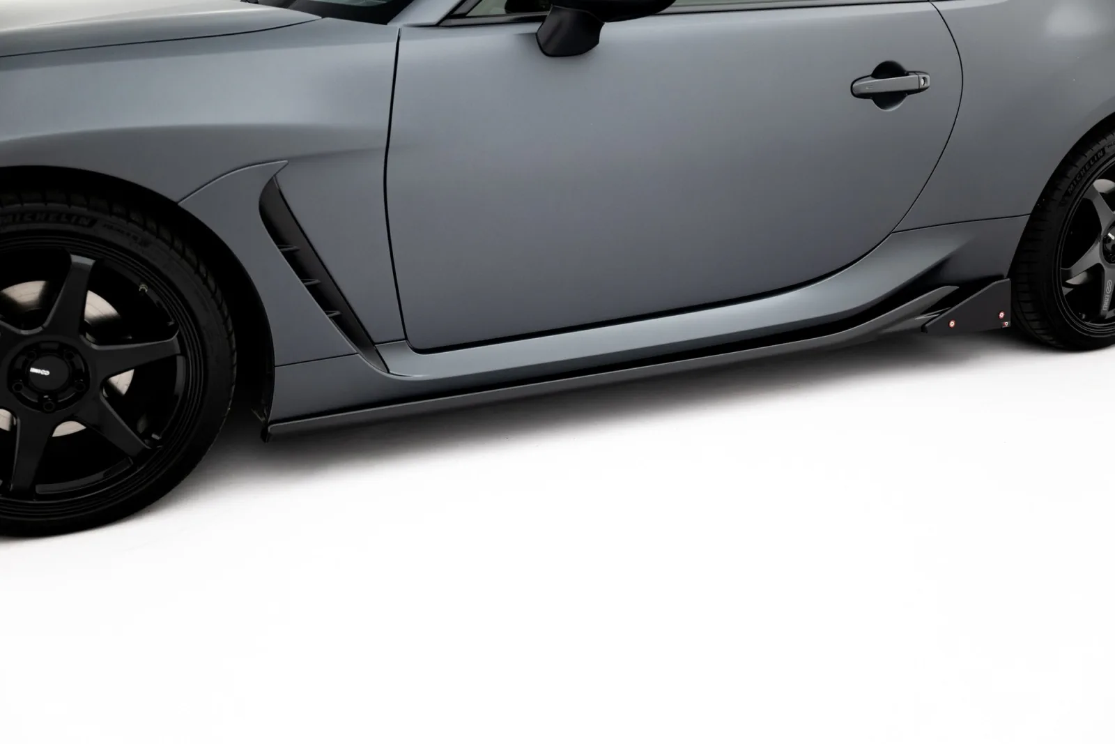 Side Skirts Diffusers V.1 + Flaps compatible with Toyota GR86 Mk1
