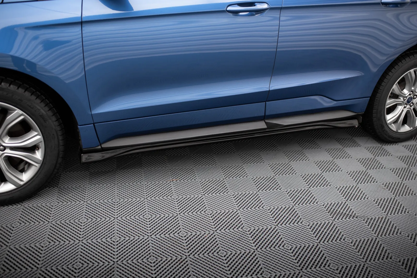 Side Skirts Diffusers compatible with Ford Edge ST Mk2 Facelift