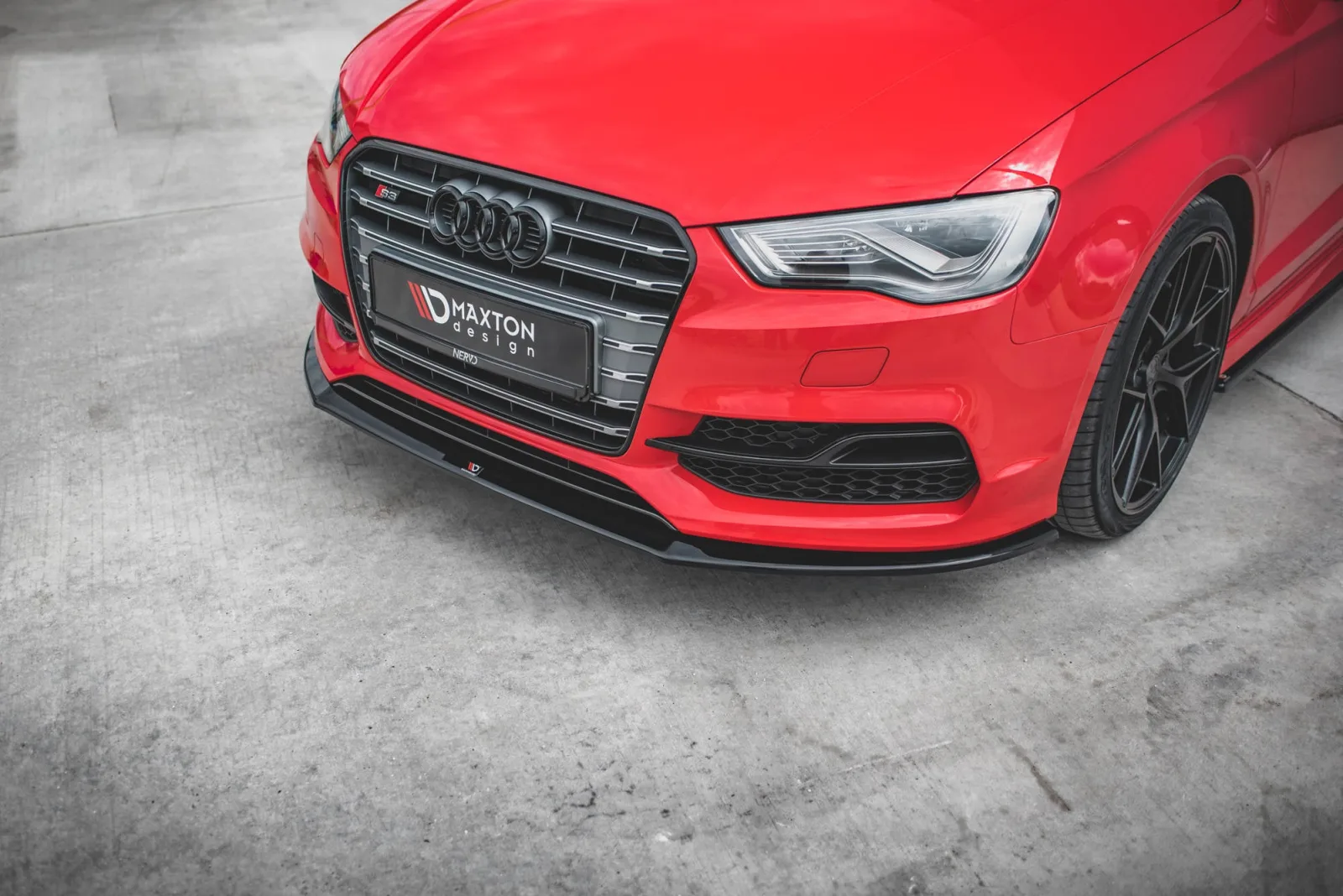 Front Splitter V.1 compatible with Audi S3 / A3 S-Line 8V Sedan / Cabrio