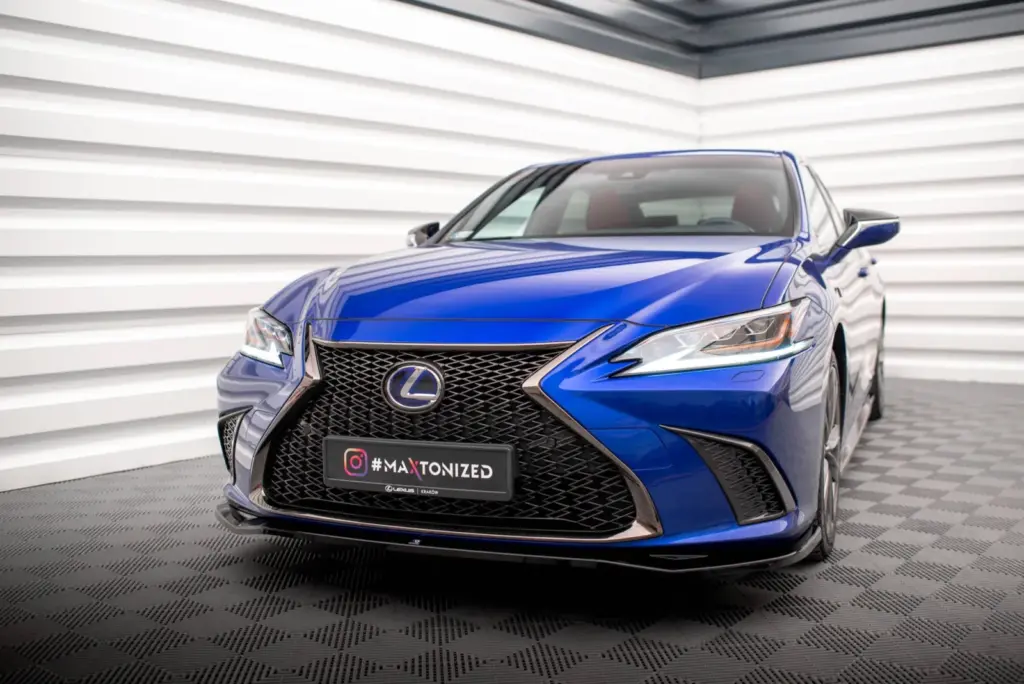 Front Splitter V.1 compatible with Lexus ES F Sport Mk7