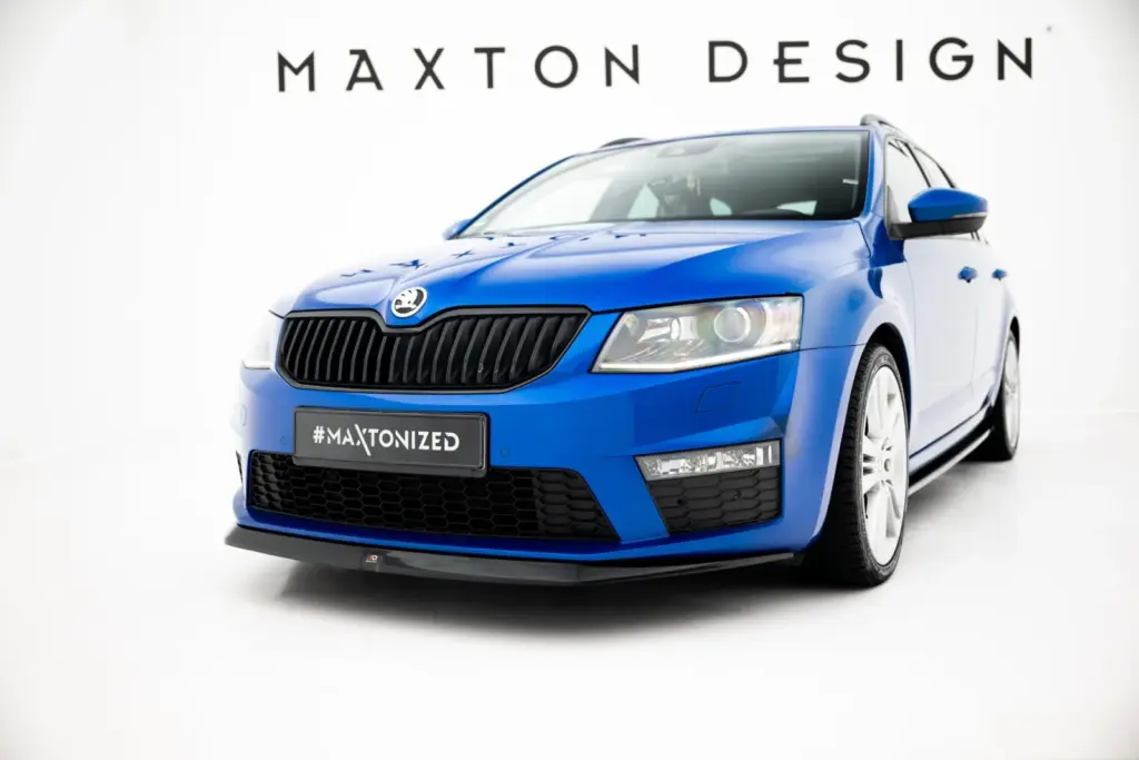 Front Splitter V.2 compatible with Skoda Octavia RS Mk3