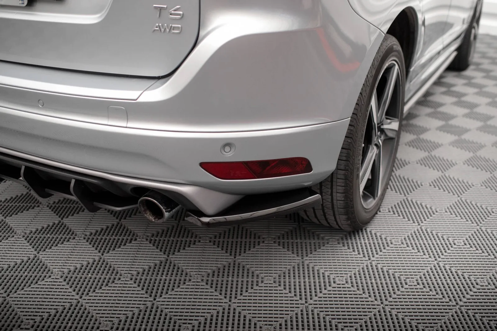 Rear Side Splitters compatible with Volvo XC60 R-Design Mk1 Facelift