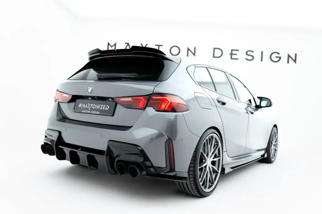 Rear Side Splitters Street Pro V.2 compatible with BMW M135i F70