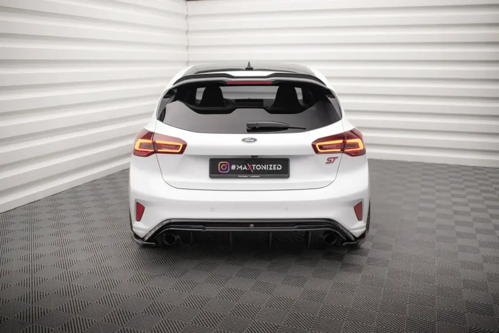 Rear Valance V.3 compatible with Ford Focus Hatchback ST Mk4