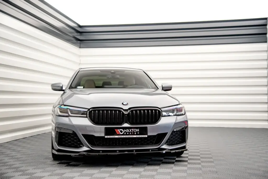 Front Splitter V.2 compatible with BMW 5 M-Pack / M550i / M550d Sedan / Touring G30 / G31 Facelift